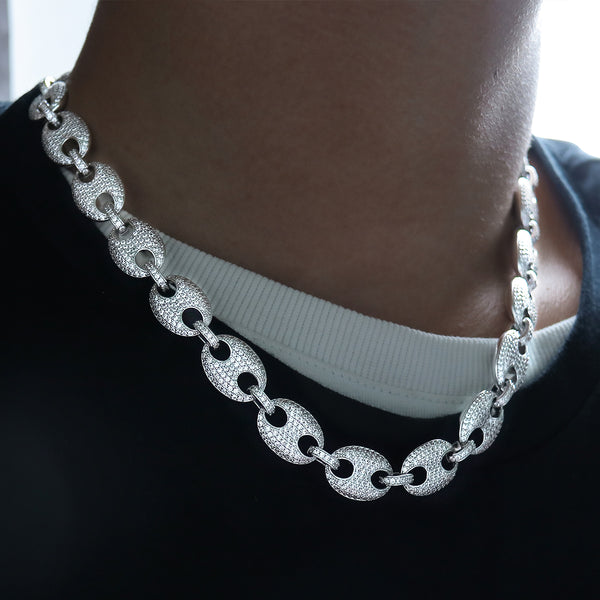 Round Diamond Double Hole Connection Necklace