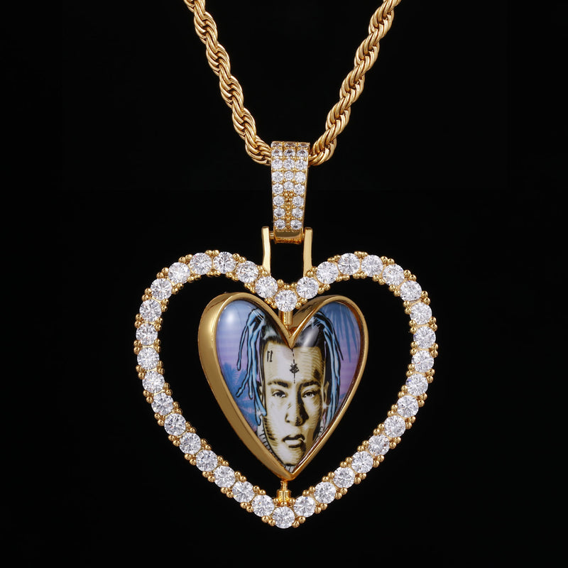 Heart-shaped Customised 18K Zirconia Pendant